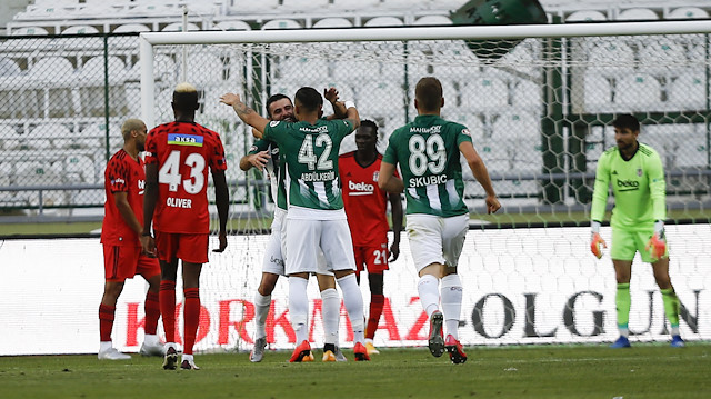 Konyaspor'da Shangelia, Beşiktaş karşısında takımını 1-0 öne geçirdi.