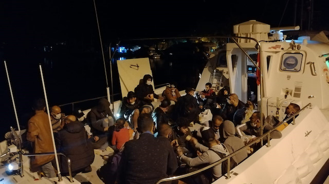 تركيا: خفر السواحل ينقذ 87 طالب لجوء بـ"موغلا"