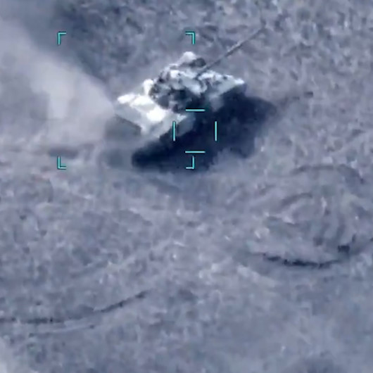 İşgalci Ermenistan tankları SİHAlarla böyle vuruldu