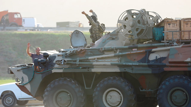Sonuçları ağır oldu: Kardeş Azerbaycan ordusu Ermeni güçlerini SİHA'larla vuruyor
