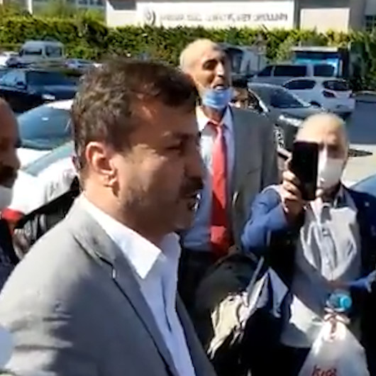 İYİ Parti Genel Merkezinde tekme tokat kavga: Dikbayır toplantı basıp darp etti