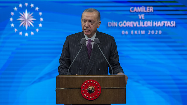 Cumhurbaşkanı Recep Tayyip Erdoğan Beştepe Millet Kongre ve Kültür Merkezi'nde, Camiler ve Din Görevlileri Haftası Programı'nda konuştu.