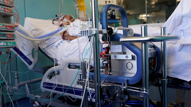 CDC'nin güncellediği kılavuzda tekrar virüsün hava yoluyla bulaştığını kabul etti.