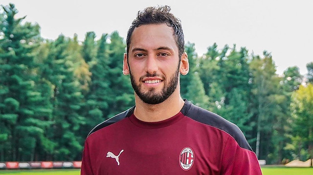 Hakan Çalhanoğlu, Serie A’da Temmuz ayının oyuncusu seçilmişti.