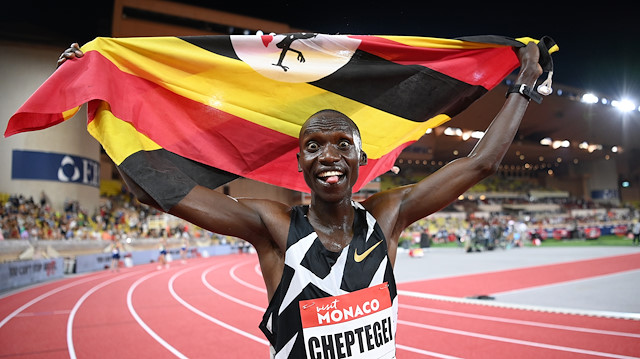 FILE PHOTO: Athletics - Diamond League - Monaco - Stade Louis II, Monaco - August 14, 2020. Uganda's Joshua Cheptegei celebrates after winning the men's 5000m 
