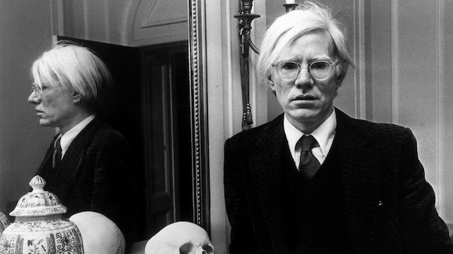 Kendine has üslubu ile Pop Art’ın öncü sanatçısı : Andy Warhol