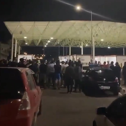 KKTCye girmeye kalkan Rumlara Mehter Marşı dinletildi