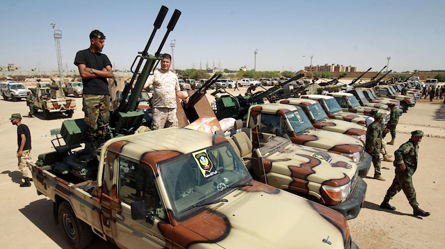 Libya UMH ordusu, askeri eğitimlerine devam ediyor.