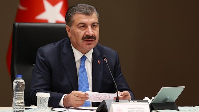 Bakan Koca: İki aşımız insan deneylerine yakın
