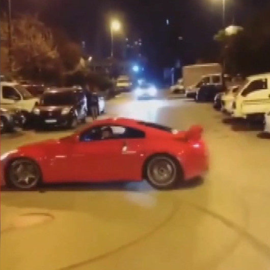 Ümraniyede drift yapan maganda gözaltına alındı