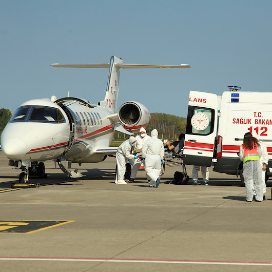 Afganistanda koronavirüse yakalanan doktor, ambulans uçakla Türkiyeye getirildi