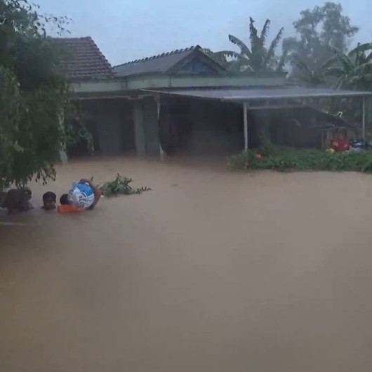 Vietnamda sel felaketi 55 can aldı