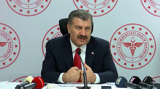 Bakan koca aşı çalışmalarıyla ilgili bilgi verdi: Muhtemelen Aralık ayında vatandaşlarımıza uygulanabilir
