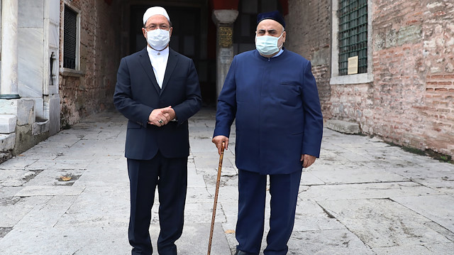Ziyarette Diyanet İşleri Başkanı Ali Erbaş, Paşazade'ye eşlik etti.