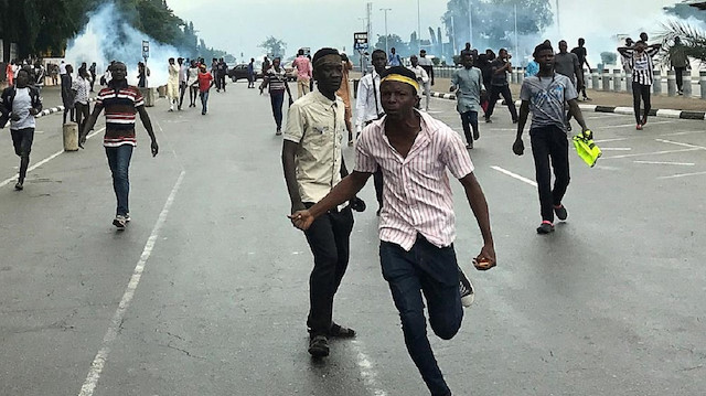 الجيش النيجيري ينزل إلى شوارع أبوجا اثر احتجاجات ضد الشرطة