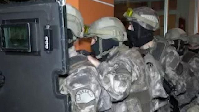 Bursa'da uyuşturucu tacirlerine şafak operasyonu