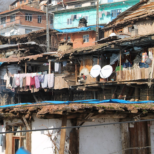Nepal ve Pakistandaki evleri andırıyor: Demircinin otantik evleri fotoğrafçıların ilgisini çekiyor