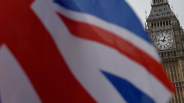 بريطانيا تفرض عقوبات على عنصرين من الاستخبارات الروسية