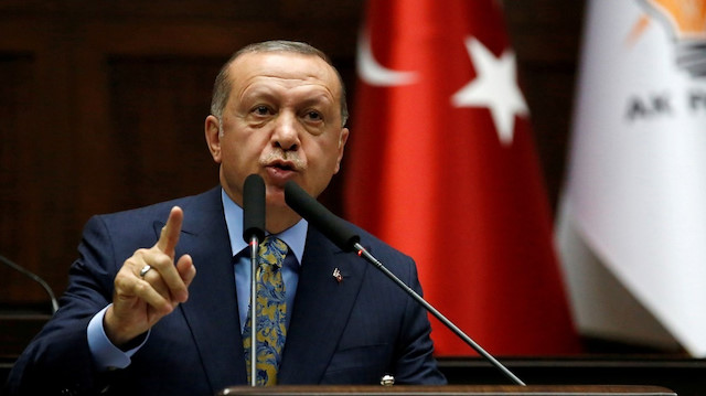 أردوغان: ماكرون بحاجة لاختبار عقلي 