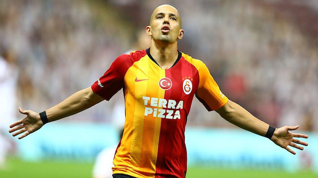 Feghouli, bu sezon sarı-kırmızılı formayla çıktığı 7 resmi maçta 1 asist yaptı.