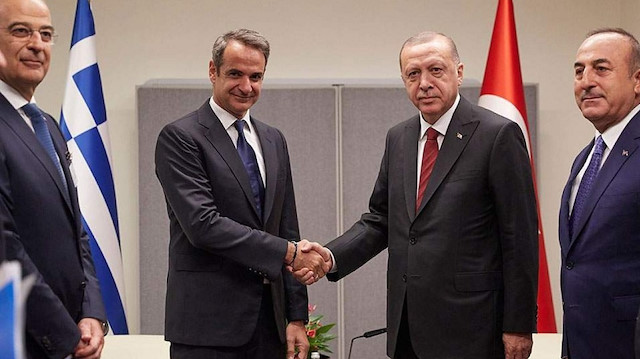 رئيس وزراء اليونان يهاتف أردوغان عقب زلزال بحر إيجة