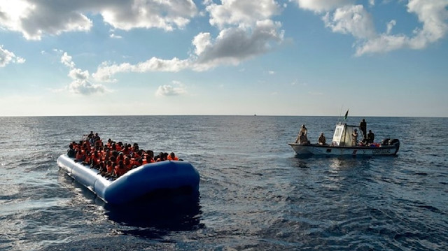 "الهجرة الدولية": مصرع 140 مهاجرًا بغرق قارب قبالة سواحل السنغال