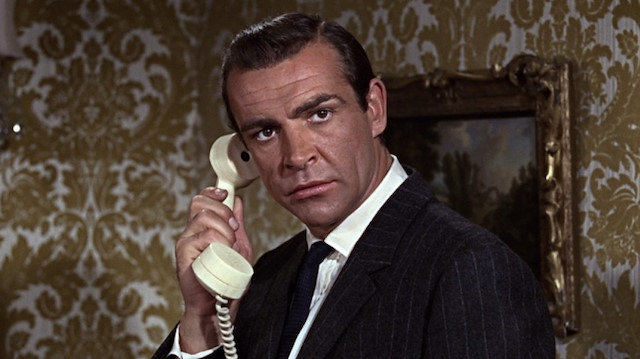 James Bond karakteri ile 90 yaşındaki Connery
