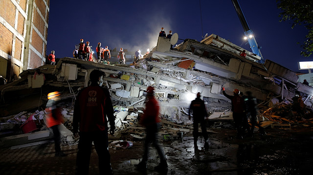 Rescue operations take place on a site after an earthquake struck the Aegean Sea, in the coastal province of Izmir, Turkey, October 31, 2020. REUTERS/Kemal Aslan


