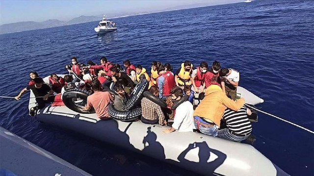 خفر السواحل التركي ينقذ 21 طالب لجوء جنوب غربي البلاد