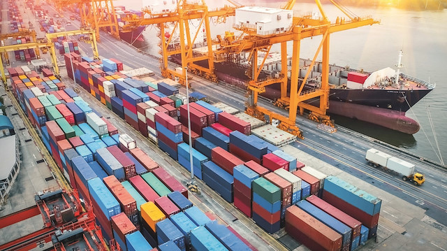 Türkiye’nin ihracatı rekor üstüne rekor kırıyor. Ekimde geçen yılın aynı ayına göre yüzde 5,62 artarak 17 milyar 333 milyon dolara yükseldi.