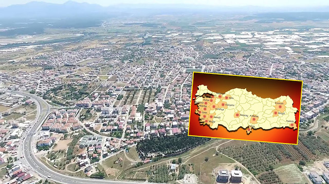 İzmir'de bazıları 6 ile 7.2 büyüklüğünde deprem üretme potansiyele sahip 17 aktif fay bulunuyor. 