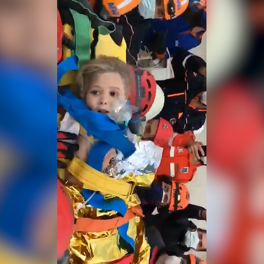 Minik Aydanın sedyede anne diye seslendiği o an