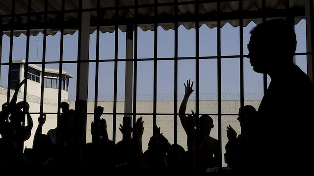Ermenistan cezaevlerindeki mahkumları savaşmaları için cepheye göndermeyi planlıyor.