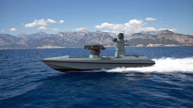 Türkiye'nin ilk silahlı insansız deniz aracı denize iniyor.