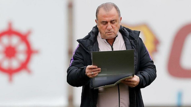 Fatih Terim ocak ayı transfer listesi üzerinde çalışıyor.