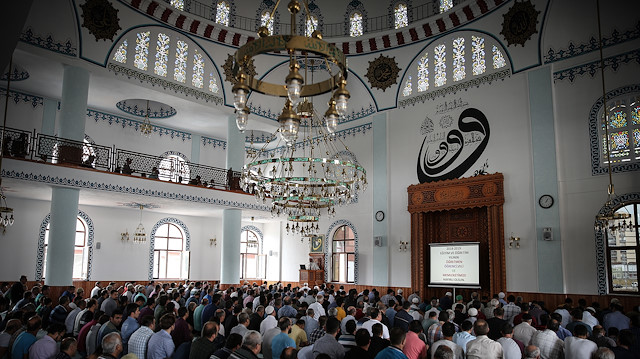 Popüler din dili neden hızla yayılıyor: Tüketim çağında inanç nasıl metalaştı?