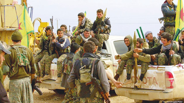 TSK’nın sınır hattında vurduğu darbelerle K.Irak içlerinde kontrol alanını genişleten PKK, bölgesel yönetimle karşı karşıya geldi.