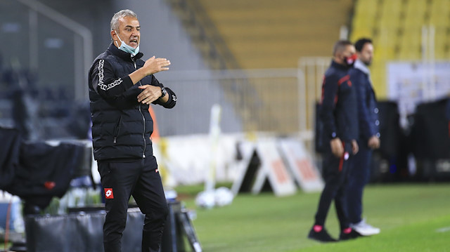 Konyaspor Teknik Direktörü İsmail Kartal