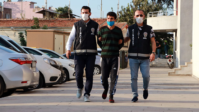 Kardeşini boğazından bıçaklayarak öldüren Celal Bozkurt, çıkarıldığı mahkemece tutuklandı. 