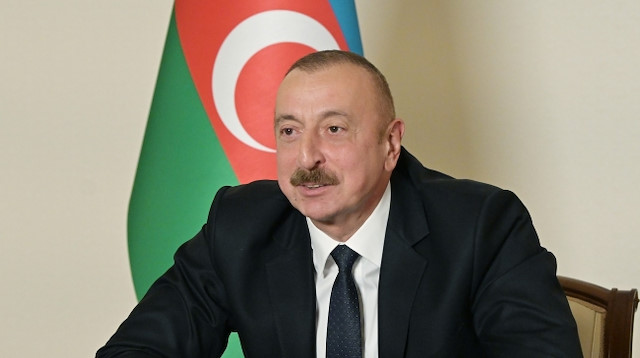 Azerbaycan, Ermenistan ve Rusya arasında imzalanan anlaşma ile Karabağ çatışmasına son verildi