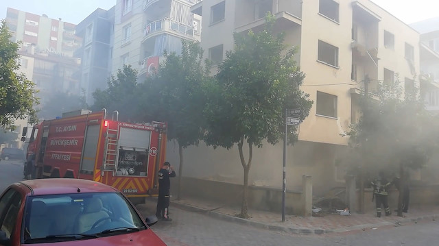 Aydında sigara izmariti, mahalleyi duman altında bıraktı