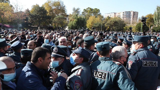 Ermenistan'da Dağlık Karabağ anlaşması protesto ediliyor. 