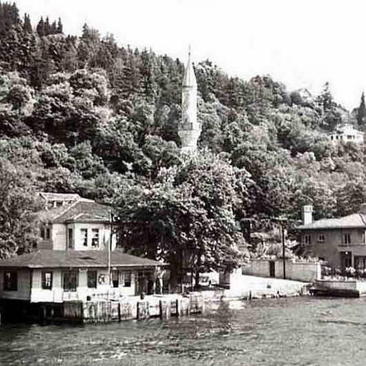 Küle dönen Vaniköy Camii ve banisi Mehmed Efendi