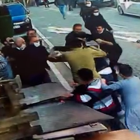 Esenyurt’ta baz istasyonu yüzünden tekme tokat kavga