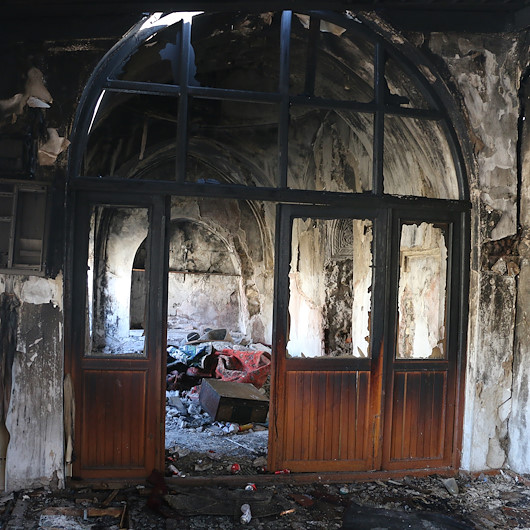 Siirtte camiye alçak saldırı: 130 yıllık cami kullanılamaz hale geldi