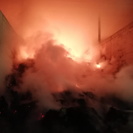 Amasyada yem deposunda yangın çıktı