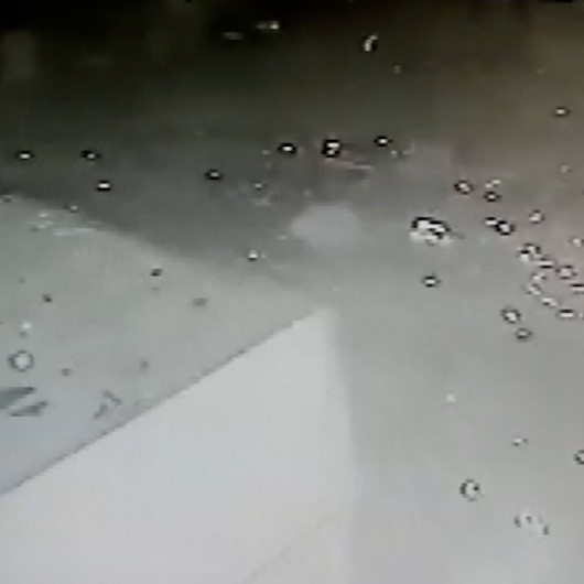 Bahçelievlerde tekstil atölyesindeki patlama anı kamerada