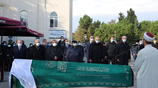İhsan Kadaifci için Tuzla’daki Mercan Yeni Camii’nde cenaze töreni düzenlendi.