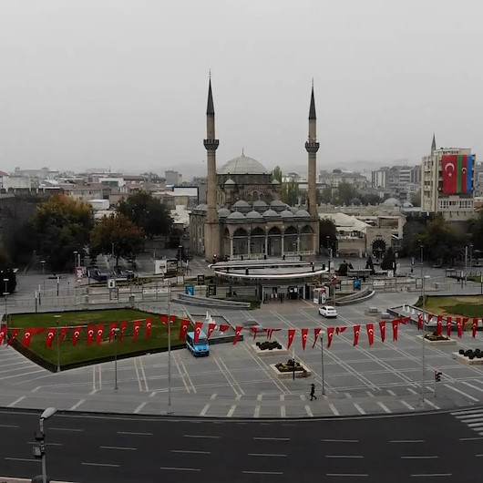 kayseri de vatandaslar kisitlamayi yanlis anladi meydan bos kaldi yeni safak