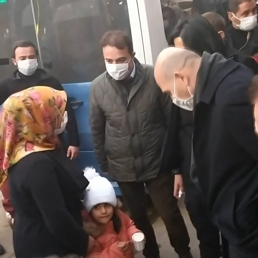 Bakan Soylu Yüksekova esnafını ziyaret etti